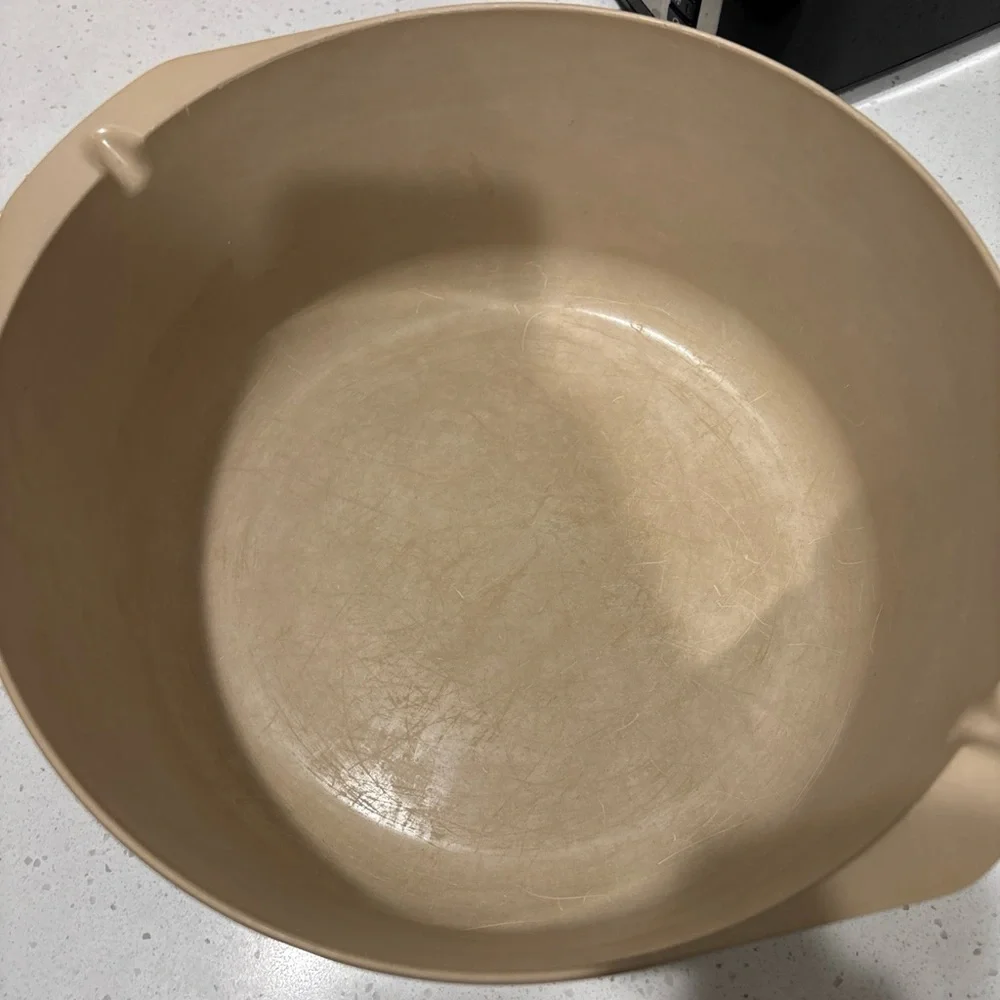 VTG Anchor Hocking 5 Qt Dutch Oven with Lid Microware PM480-T1 Microwave Cooker